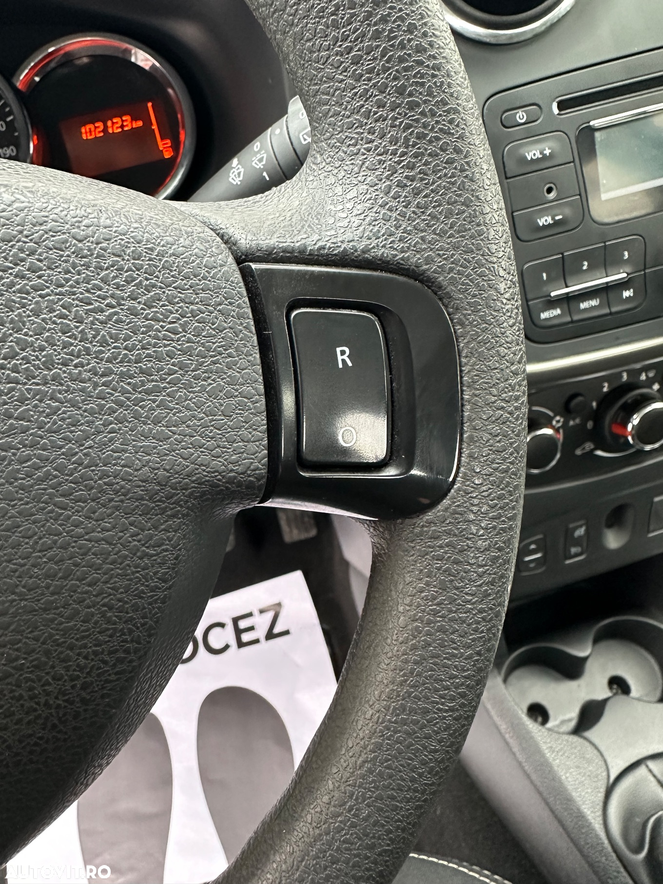 Dacia Sandero 1.5 dCI Prestige - 24