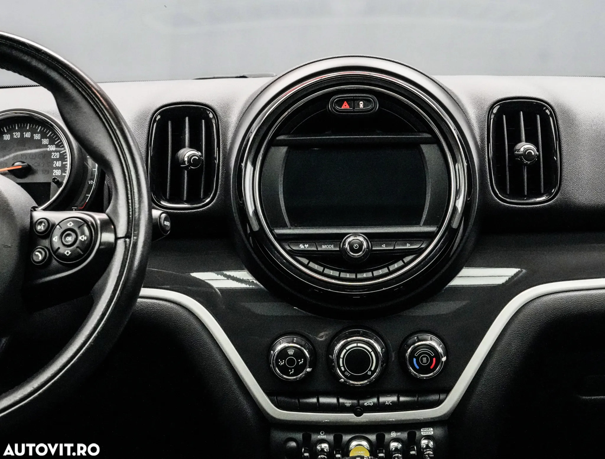 Mini Countryman Cooper S E ALL4 AT - 20
