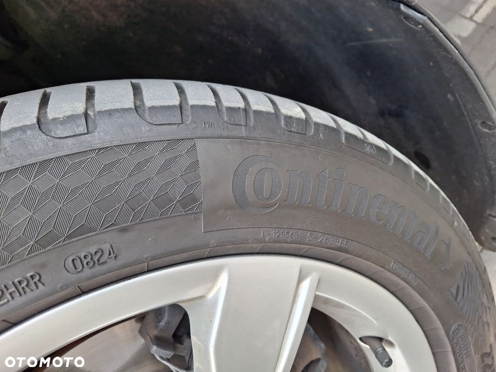 Audi A4 Avant 35 TDI S tronic - 31