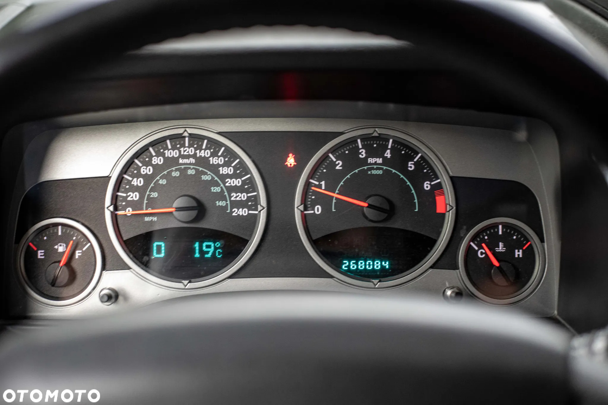 Jeep Compass 2.4 Limited - 8