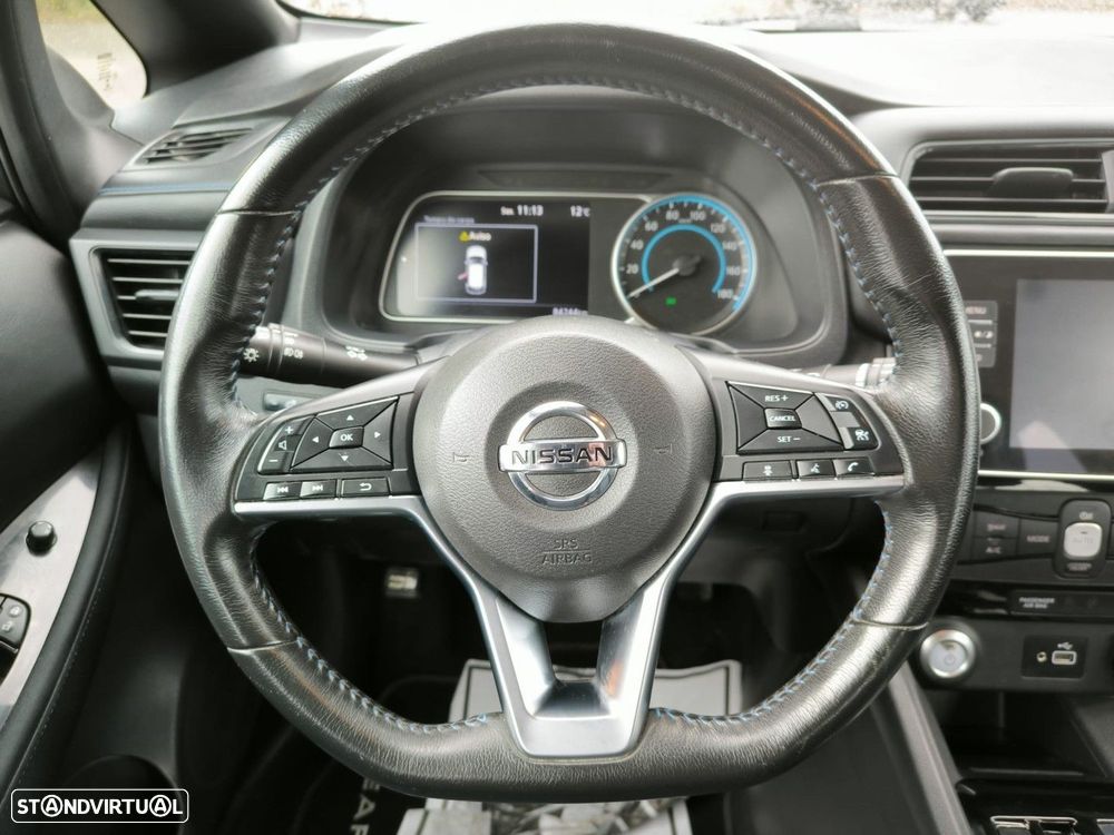 Nissan Leaf 40 kWh N-Connecta - 9