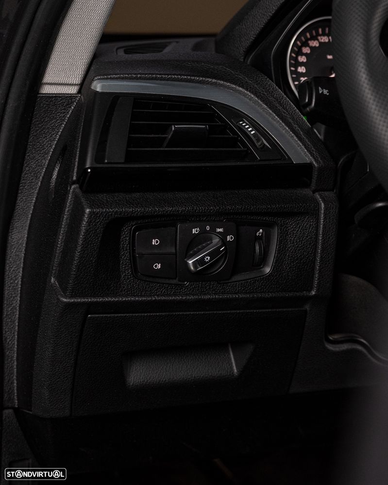 BMW 120 d Sport Line - 21