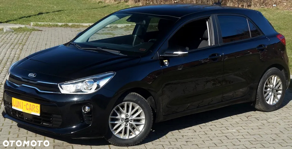 Kia Rio - 9