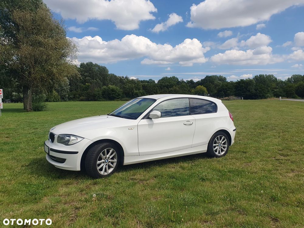 BMW Seria 1 - 21