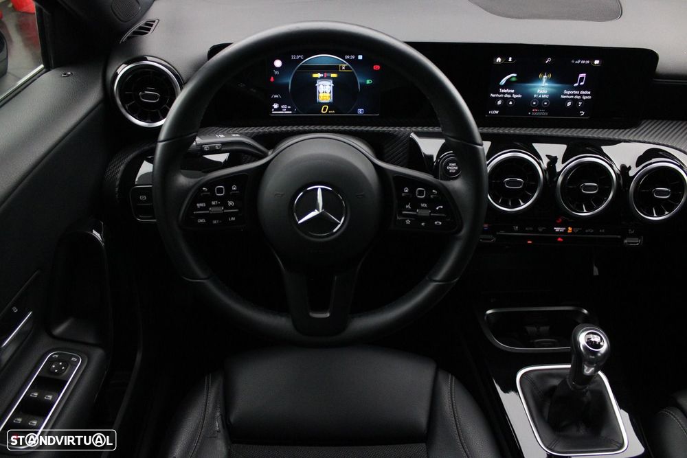Mercedes-Benz A 160 — fotografia 9