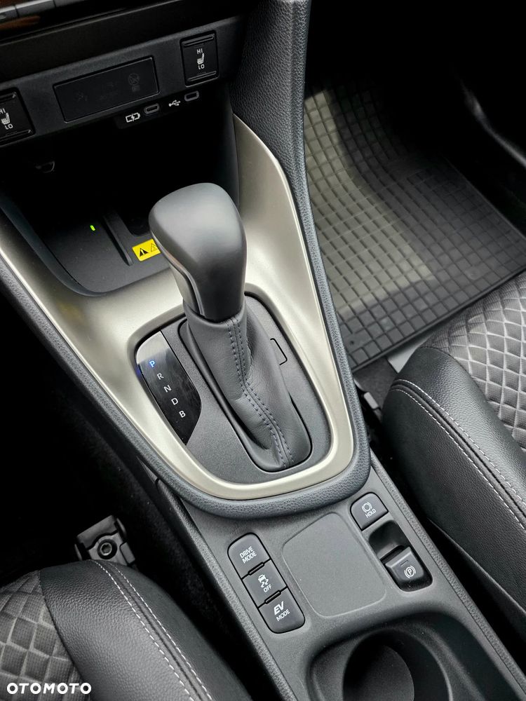 Mazda 2 - 18