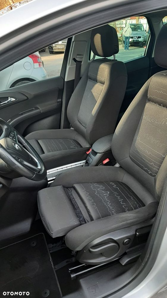 Opel Meriva 1.4 T Cosmo - 15