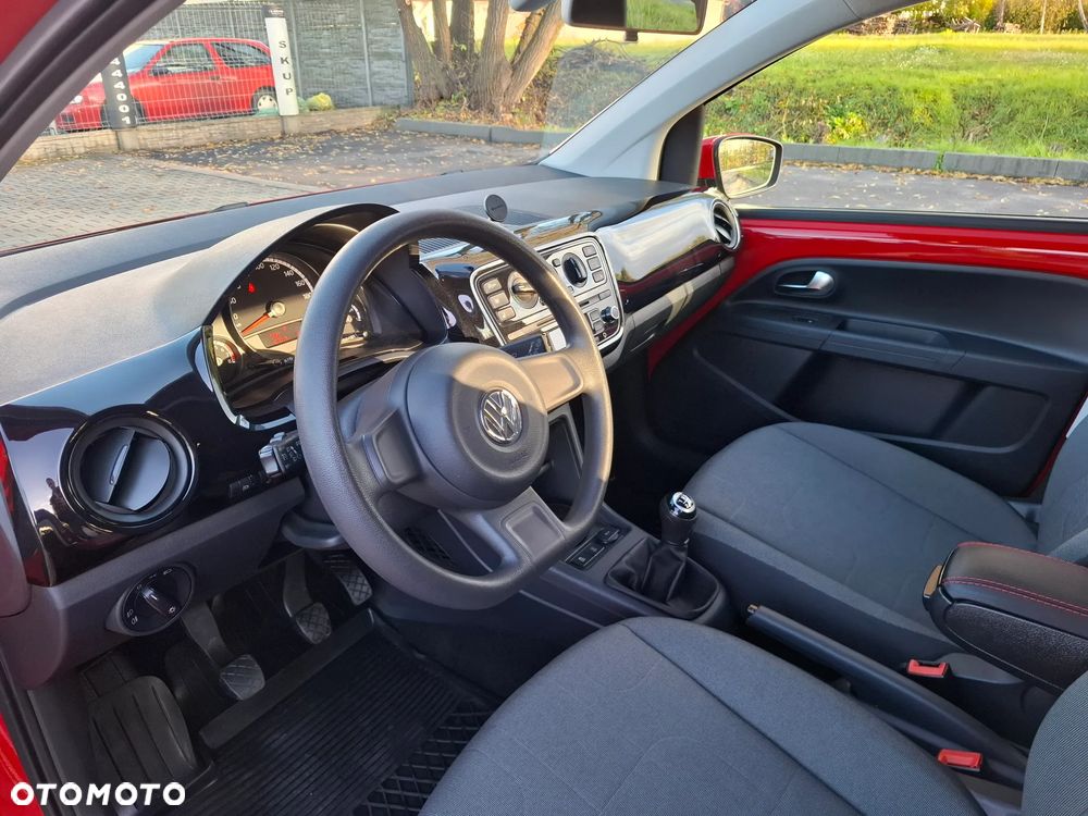 Volkswagen up! - 24