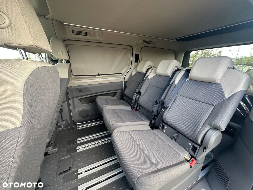 Volkswagen california Nowa California Beach silnik: 2,0 l TSI OPF 204 KM / skrzynia biegów: 7-biegowa DSG rozstaw osi: 3124 mm - 16