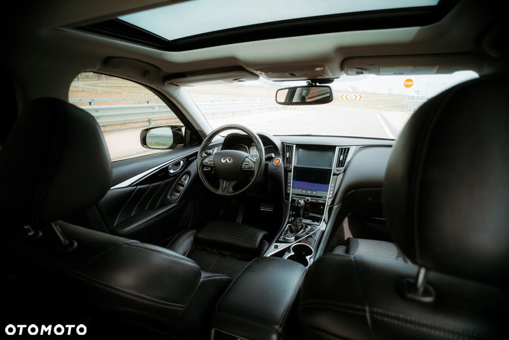 Infiniti Q50 - 16