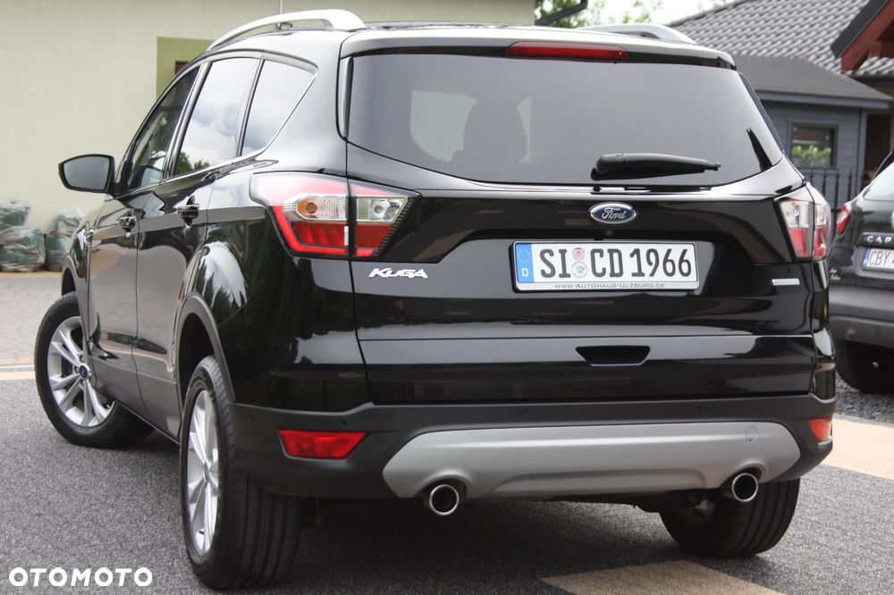 Ford Kuga 1.5 EcoBoost 2x4 Titanium - 6