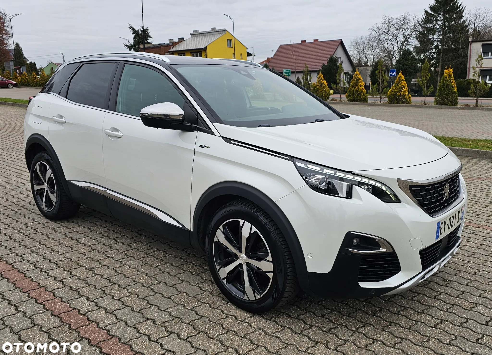Peugeot 3008 BlueHDi 180 Stop & Start EAT8 GT - 4