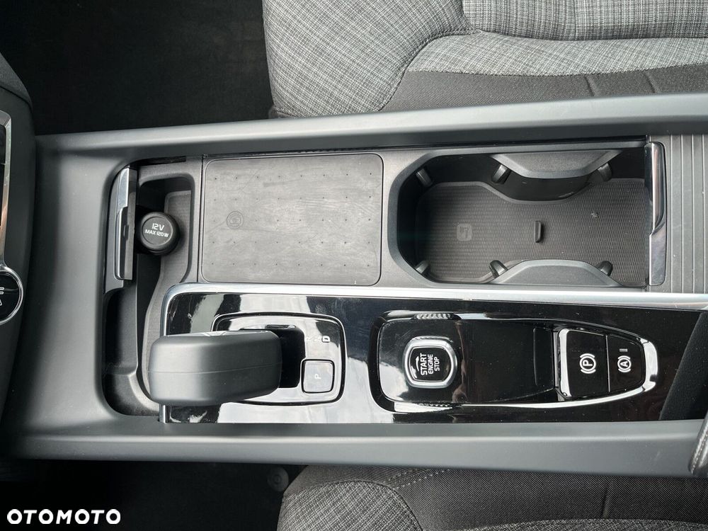 Volvo XC 60 B4 D Core - 30