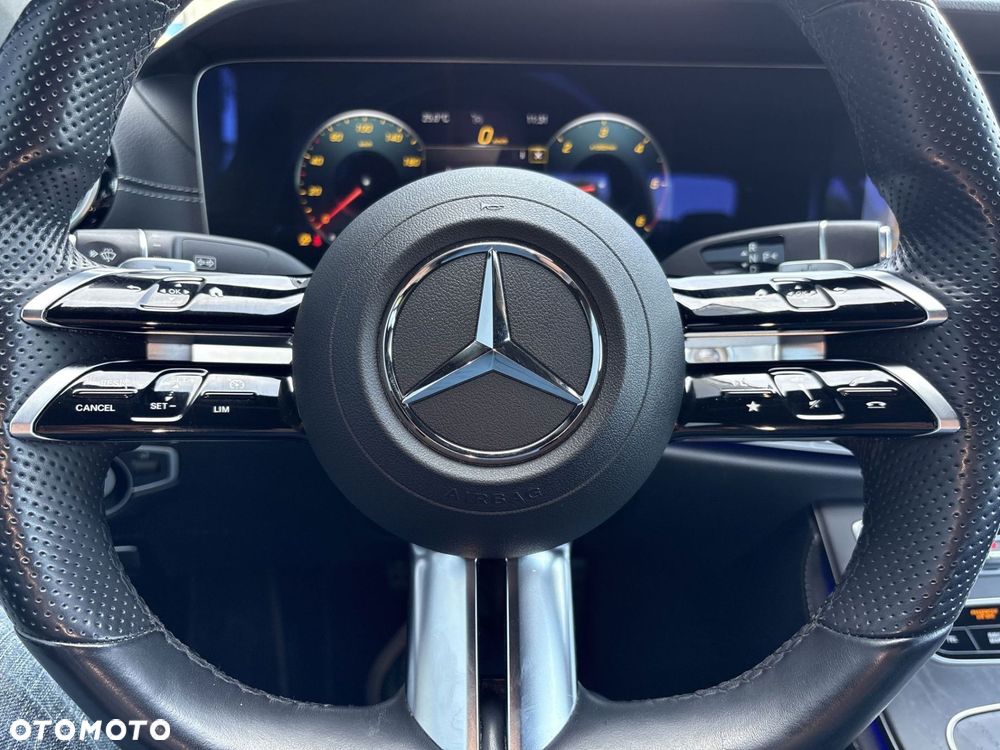 Mercedes-Benz Klasa E - 21