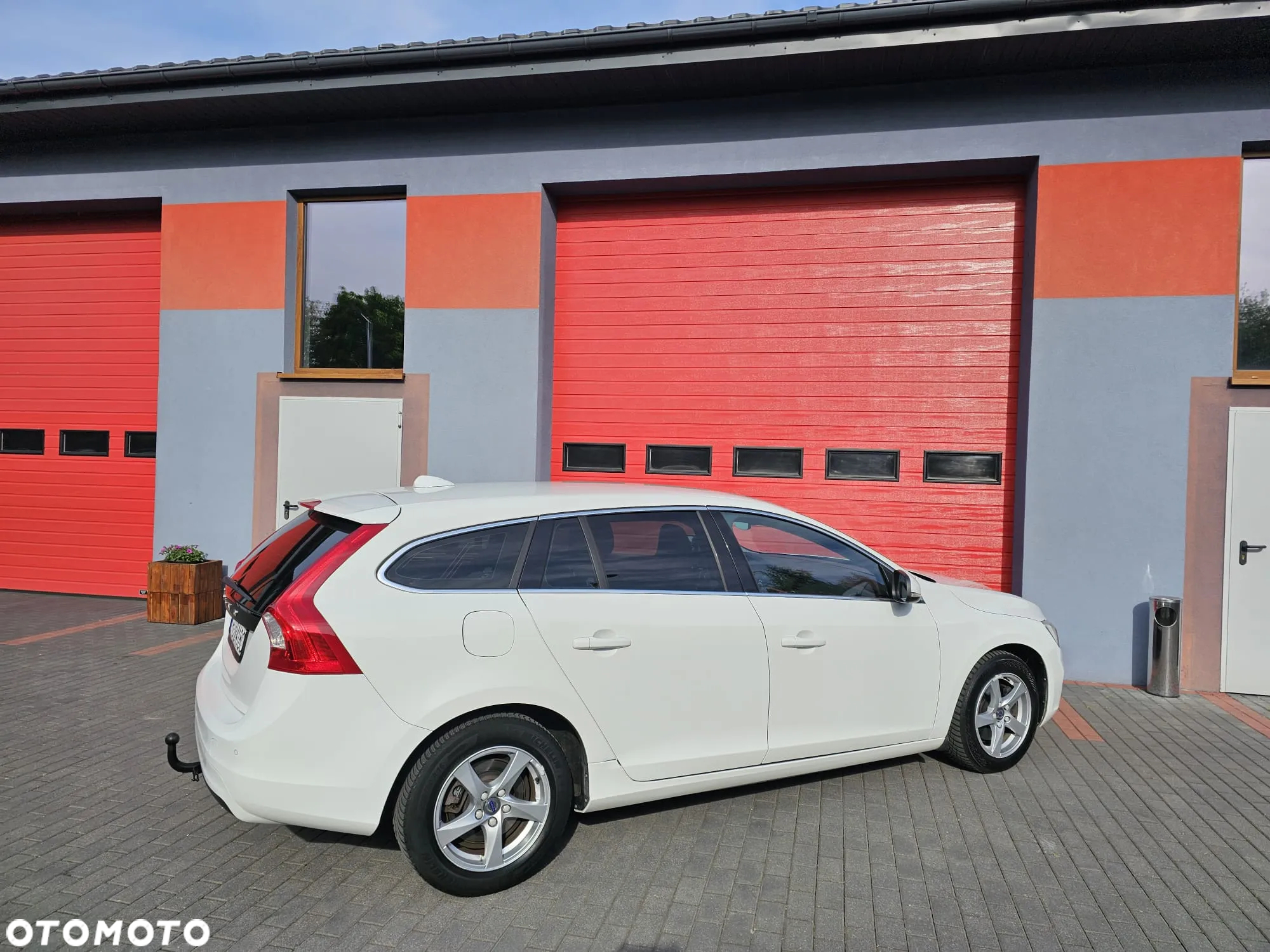 Volvo V60 D2 Drive-E Momentum - 10