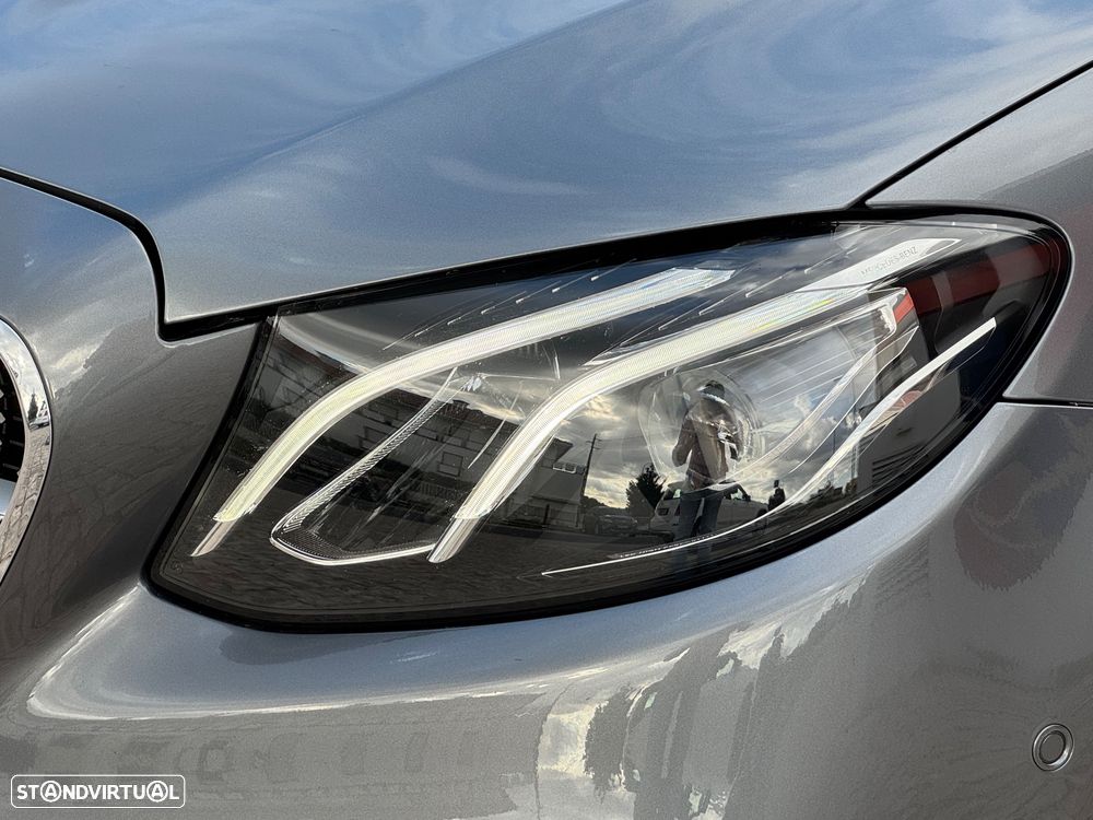 Mercedes-Benz E 220 d AMG Line - 4
