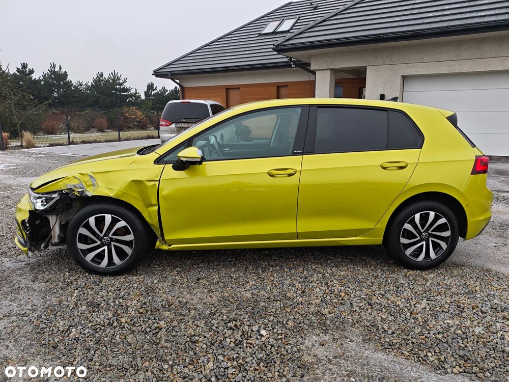 Volkswagen Golf 1.5 eTSI OPF DSG Active - 6