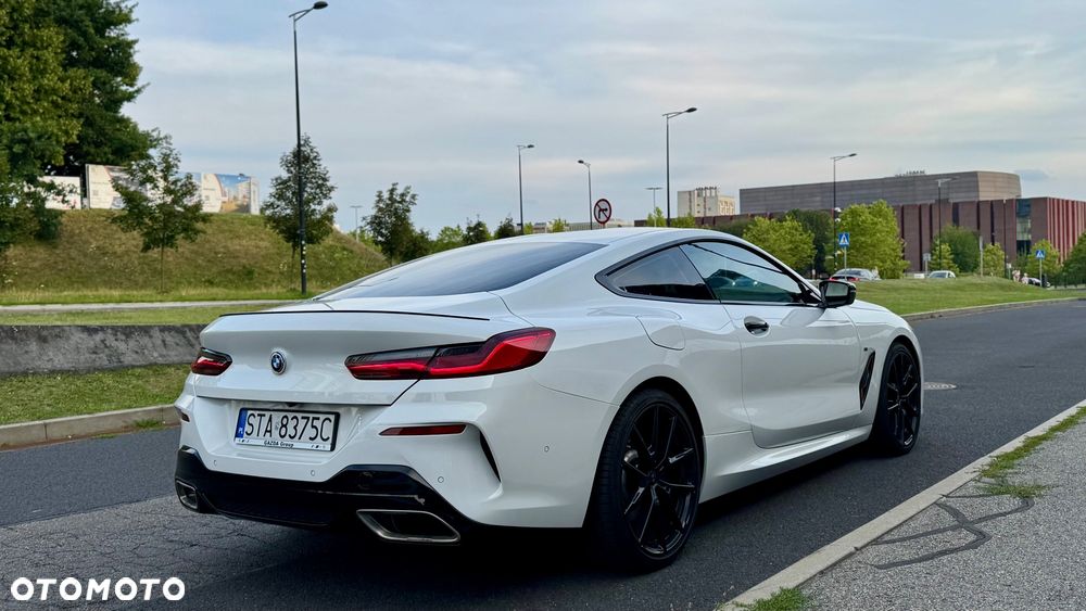 BMW Seria 8 - 13