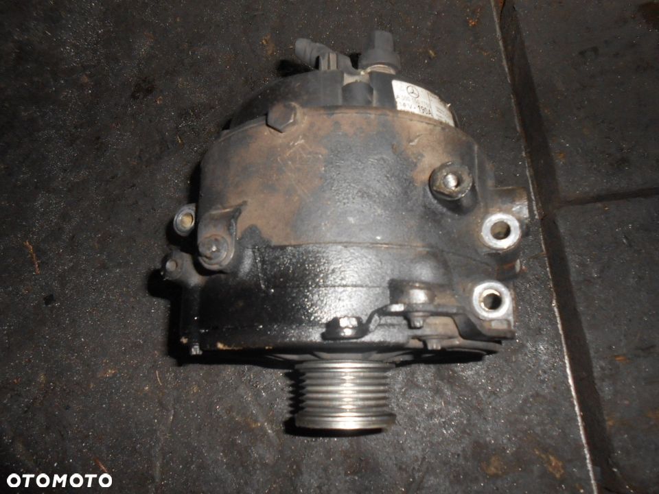 Mercedes ML W163 alternator A0001501750 2.7 CDI - 1
