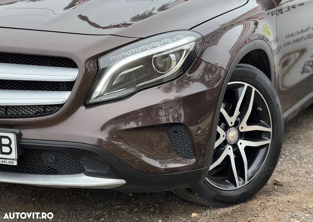 Mercedes-Benz GLA 200 (CDI) d 4Matic 7G-DCT - 11