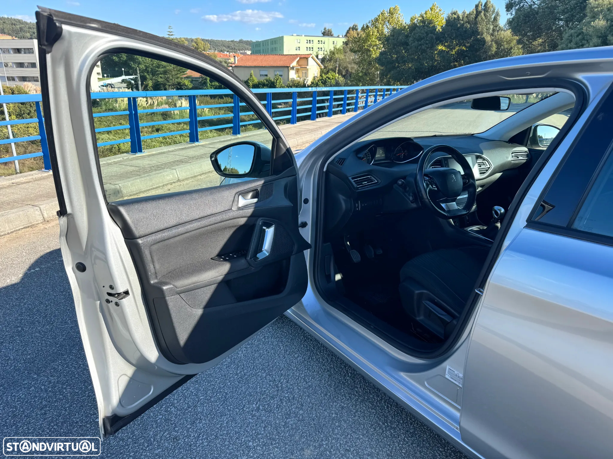 Peugeot 308 SW 1.6 BlueHDi Style - 9