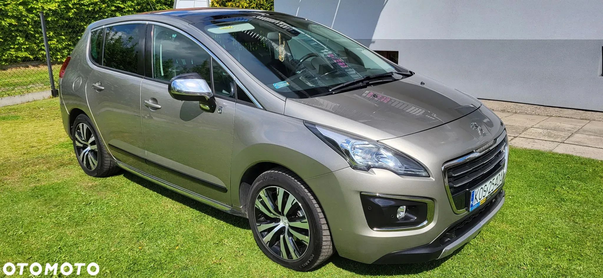 Peugeot 3008 2.0 HDi HYbrid4 - 1