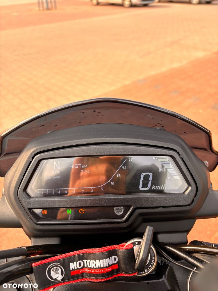 Bajaj Dominar 400 - 15