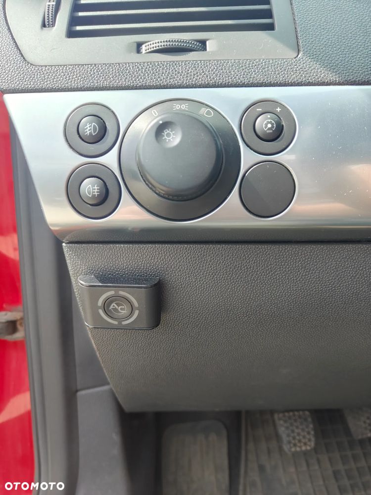 Opel Astra 1.6 Turbo Cosmo - 13
