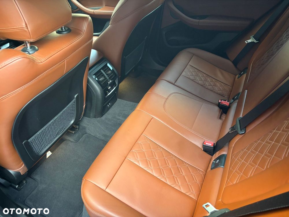 BMW X4 - 23