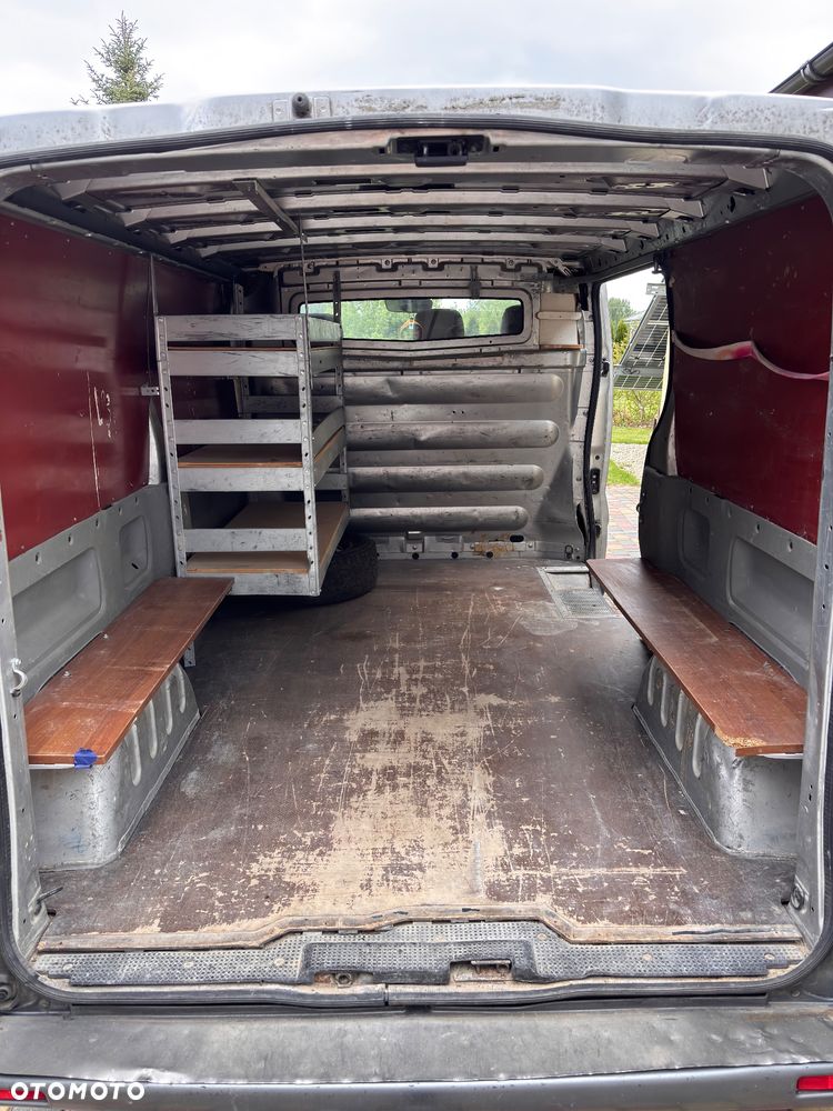 Renault Trafic - 13