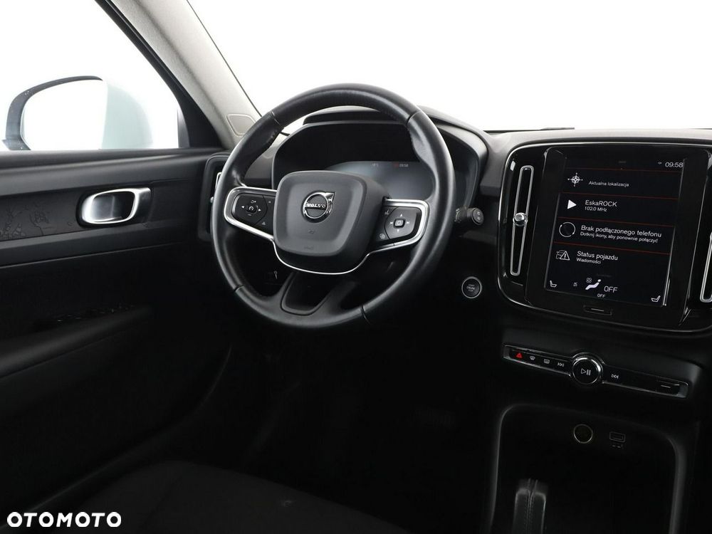 Volvo XC 40 D3 SCR Momentum Core - 17