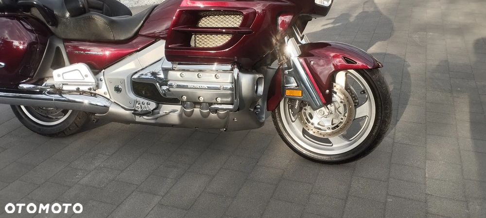 Honda GL - 38