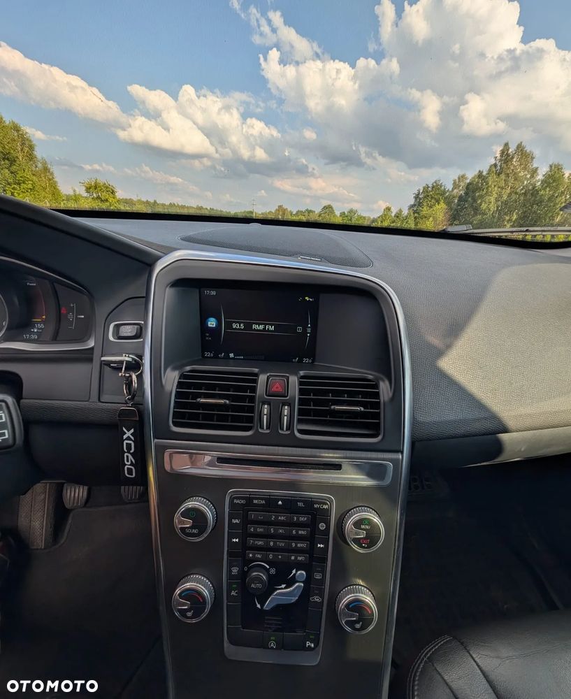 Volvo XC 60 - 21