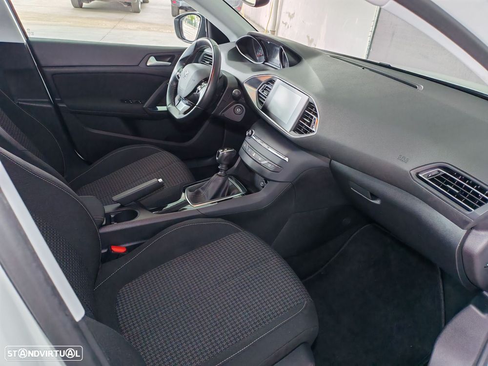 Peugeot 308 1.5 BlueHDi Active - 9