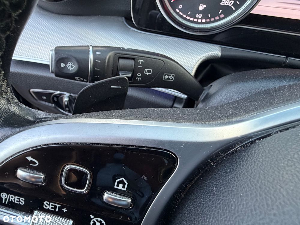 Mercedes-Benz Klasa E 220 d 9G-TRONIC Avantgarde - 32