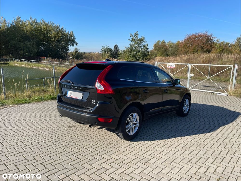 Volvo XC 60 T6 AWD Summum - 4