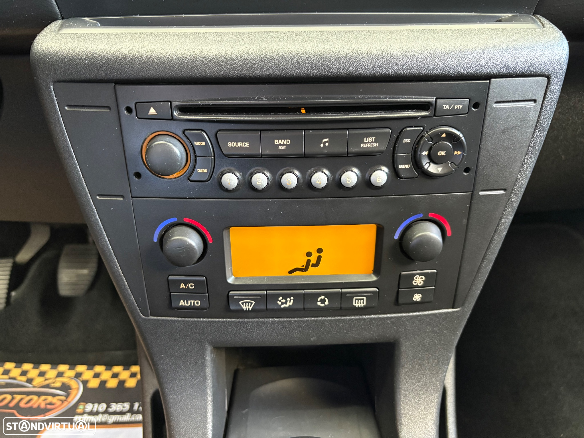 Citroën C4 Coupé 1.6 HDi VTR Pack Airdream - 31