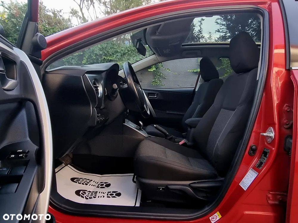 Toyota Auris - 10