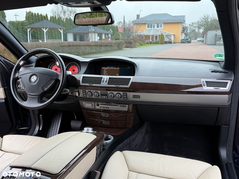 BMW Seria 7 730d - 28