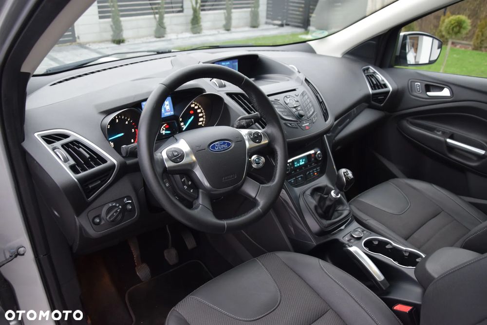 Ford Kuga 2.0 TDCi 4x4 Individual - 23