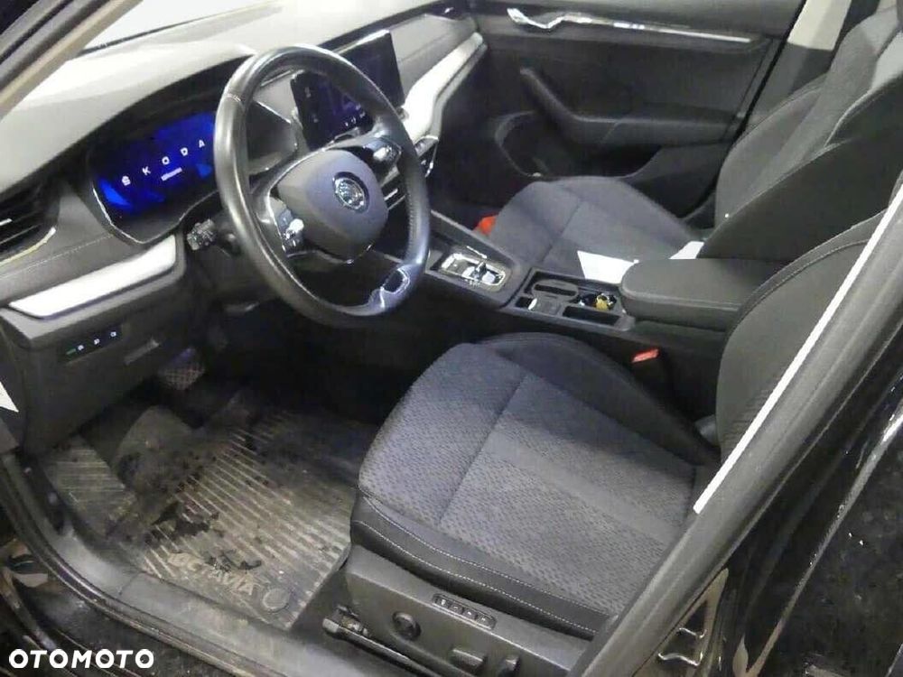 Skoda Octavia 2.0 TDI Style DSG - 6