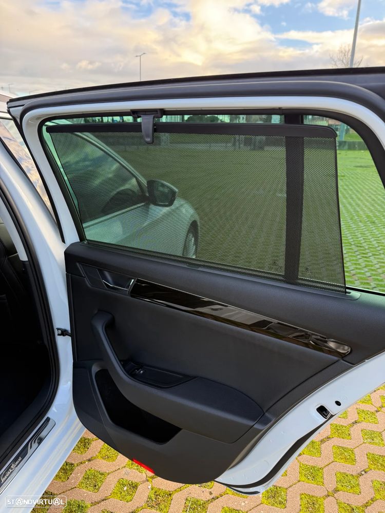 Skoda Superb Break 2.0 TDI Laurin&Klement DSG - 40