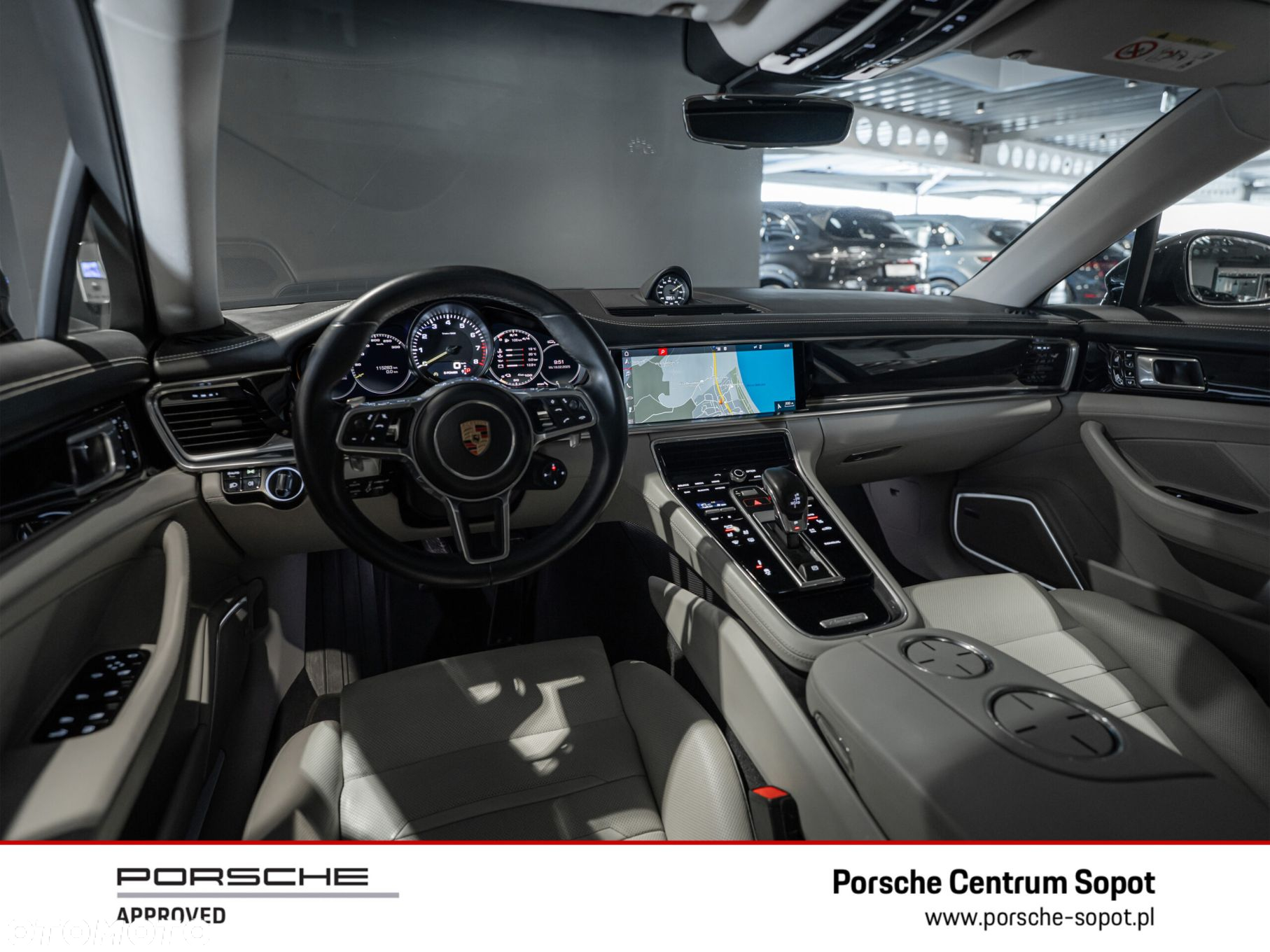 Porsche Panamera - 16