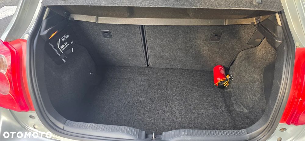 Toyota Auris 2.0 D-4D Premium - 11