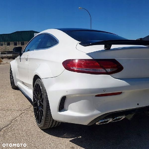 Mercedes C Klasa W205 Coupe Black Series Body Kit - 11