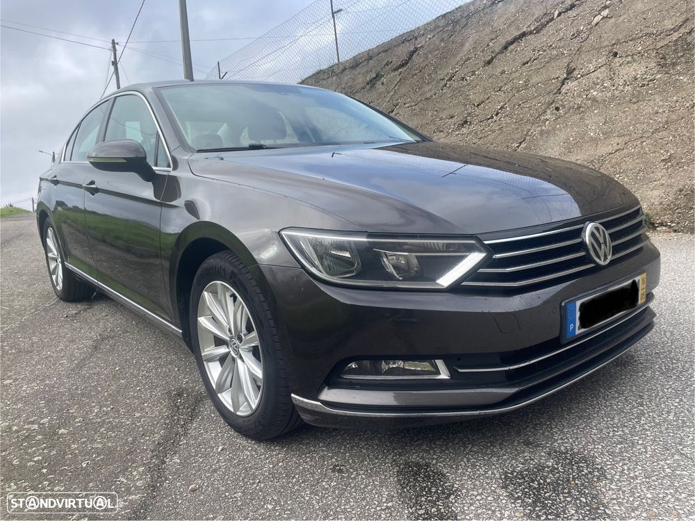 VW Passat 2.0 TDI Highline DSG - 2
