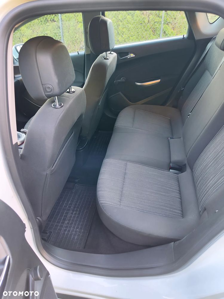 Opel Astra 1.7 CDTI - 9