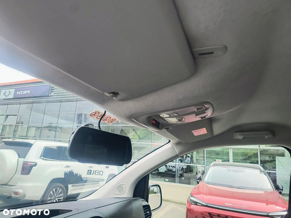 Opel VIVARO C - 26