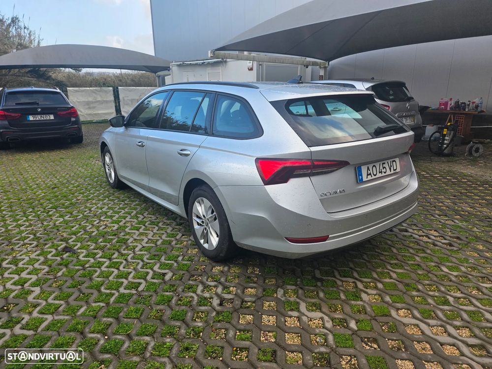 Skoda Octavia Break 2.0 TDI Ambition - 10