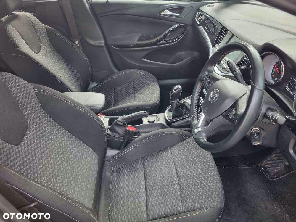 Opel Astra 1.6 D (CDTI) Dynamic - 7